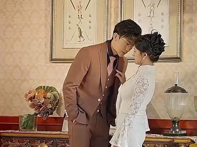 恋爱脑她失忆了 第1-30集